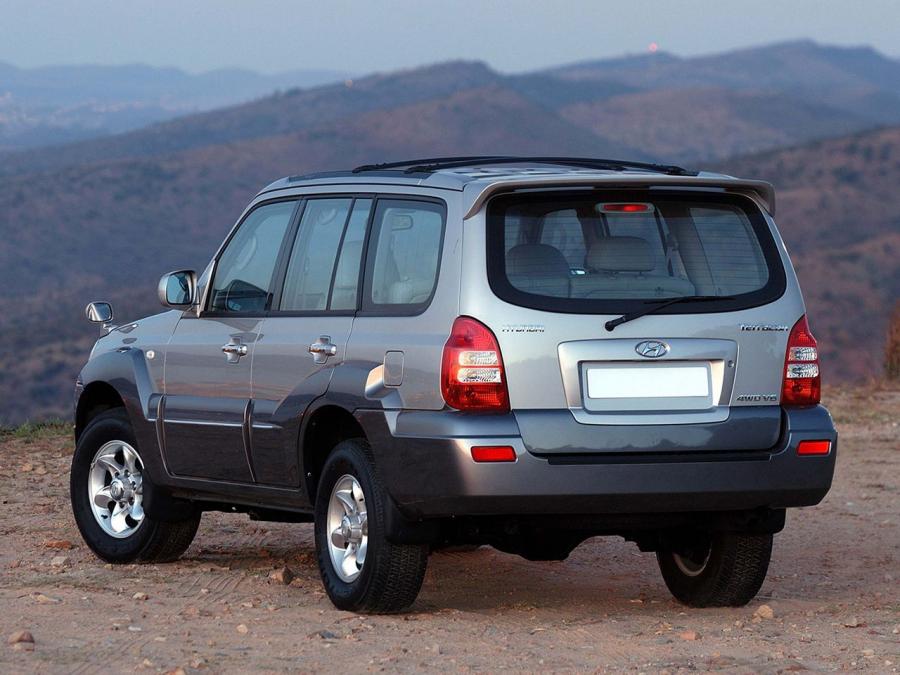  Hyundai Terracan 2004 года  (ZA) (фото 3 из 14)